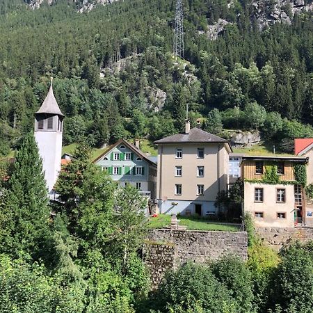 Alpine Haus Leilighet Göschenen Eksteriør bilde