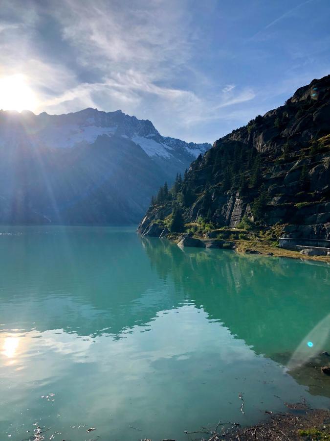 Alpine Haus Leilighet Göschenen Eksteriør bilde